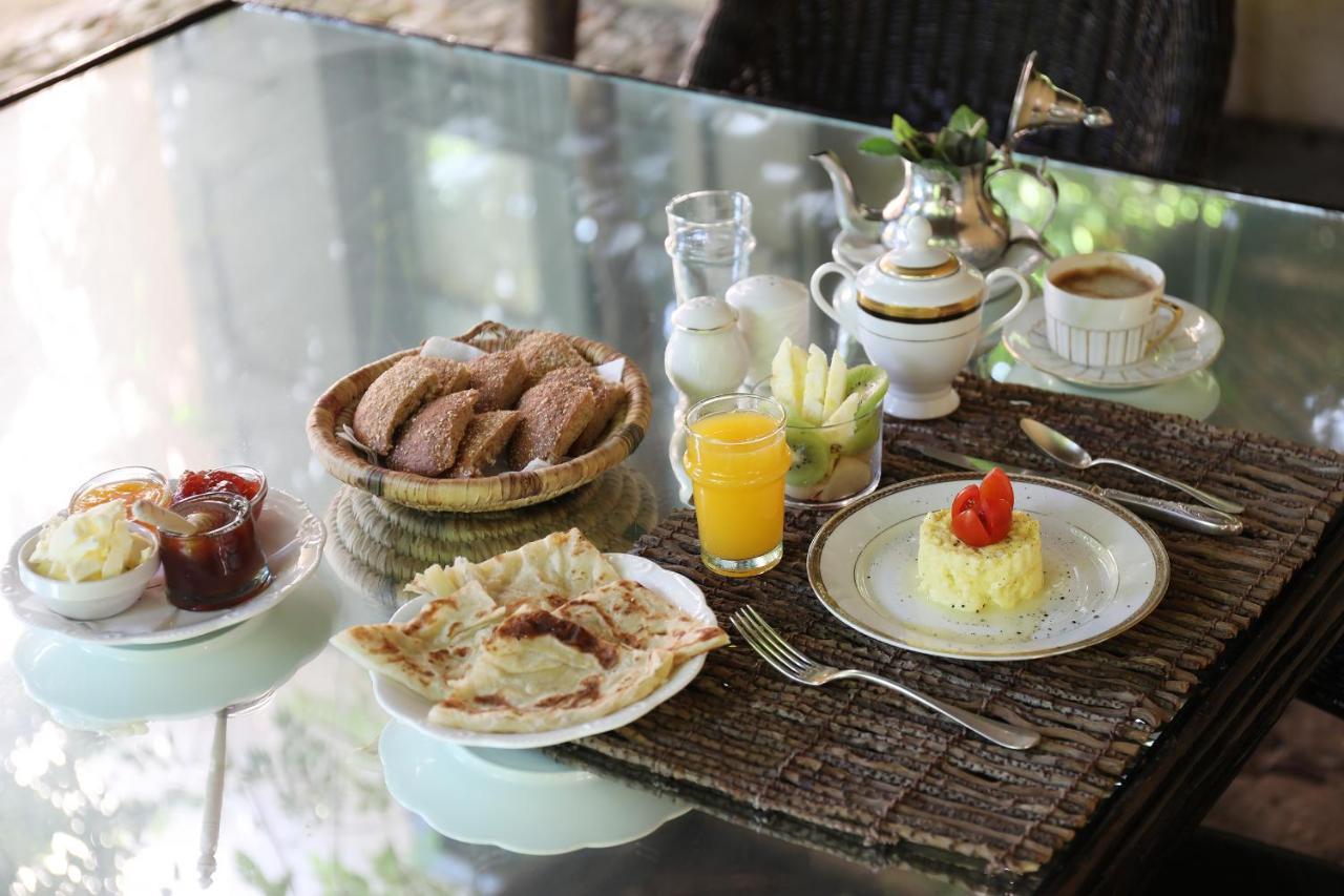 Mimi Calpe Bed & Breakfast Танжер Екстериор снимка
