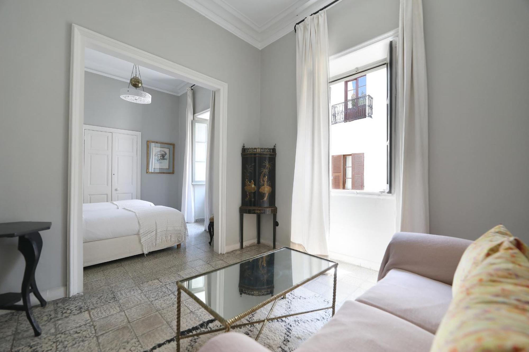 Mimi Calpe Bed & Breakfast Танжер Стая снимка